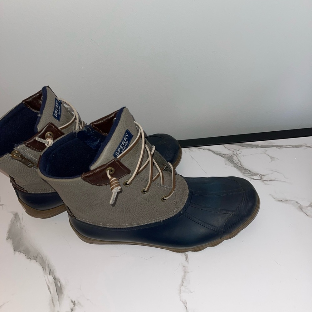 Sperry Saltwater Duck Boots Women’s 9